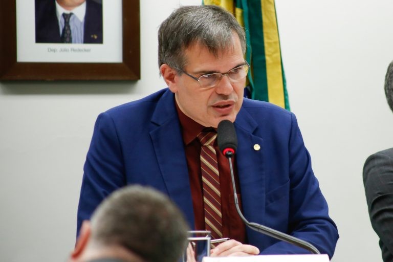 Deputado Delegado Antonio Furtado, relator do projeto de lei - (Foto: Elaine Menke/Câmara do Deputados)