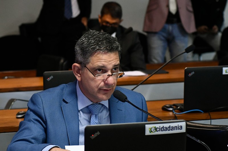 O projeto é de Rogério Carvalho, que é médico de formação - Geraldo Magela/Agência Senado