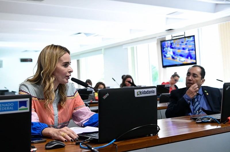 A senadora Daniella Ribeiro (PSD-PB) apresentou relatório favorável à proposta de Davi Alcolumbre (União-AP) - Pedro França/Agência Senado