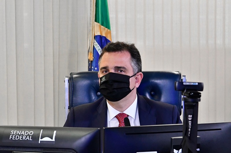 O presidente do Senado, Rodrigo Pacheco, destacou a gentileza, competência e dedicação de Mozart Vianna, lembrado como "servidor público exemplar"