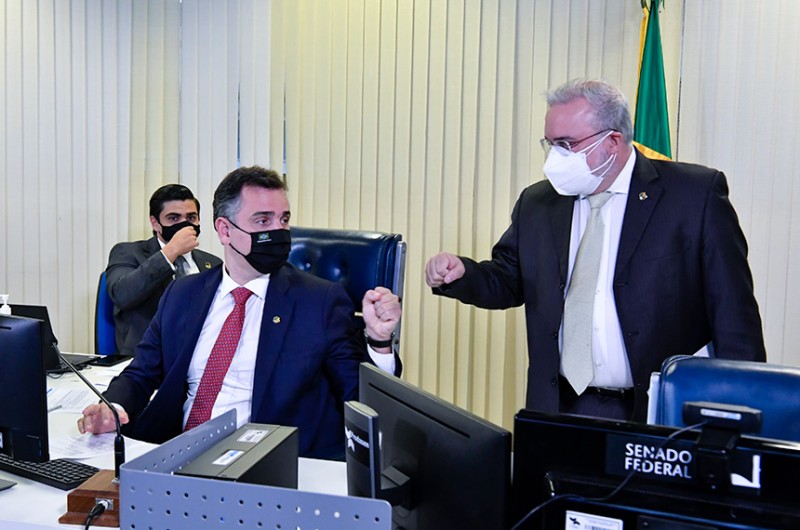 O presidente do Senado, Rodrigo Pacheco, marcou o debate temático sobre a proposta para o próximo dia 11; o relator, Jean Paul Prates (PT-RN) destacou a urgência do projeto - Waldemir Barreto/Agência Senado