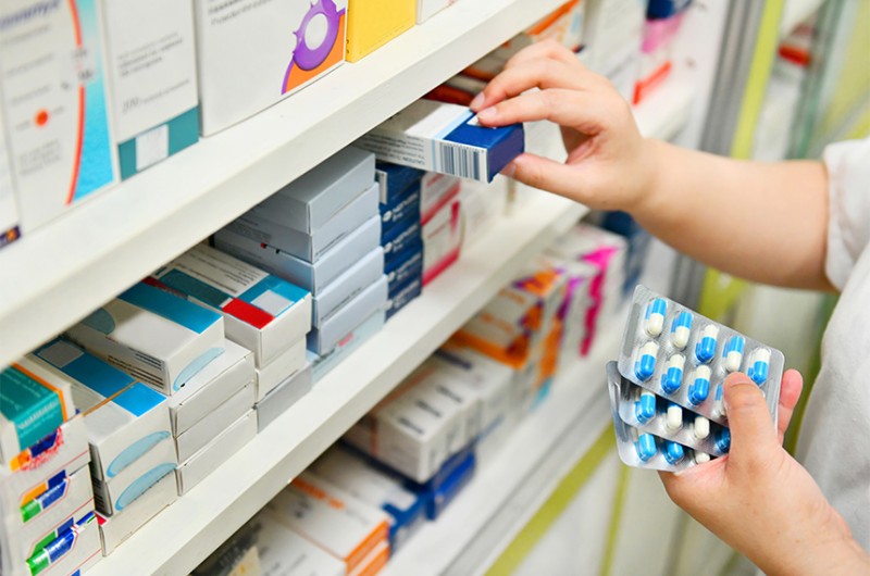 Proposta determina criação de programa para inspecionar efetividade de medicamentos já registrados - MJ_Prototype/iStockphoto