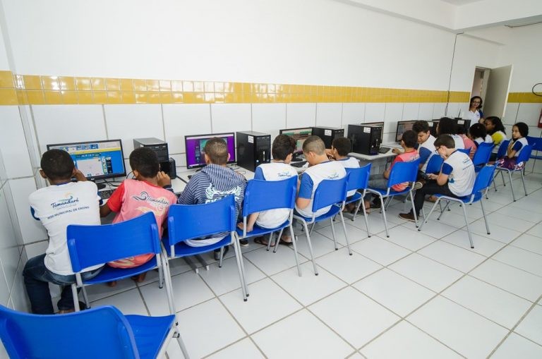 Estudo mostra que acesso à internet em escolas rurais é baixo no Norte - (Foto: Pedro Menezes/Governo de Pernambuco)