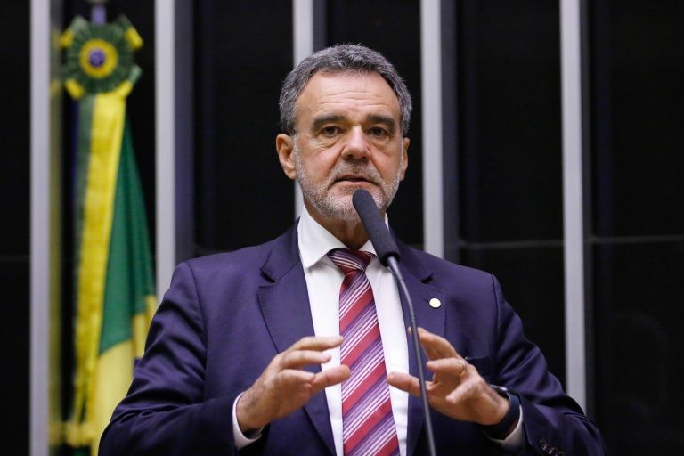 Daniel Almeida, autor do projeto de lei - (Foto: Marina Ramos/Câmara dos Deputados)