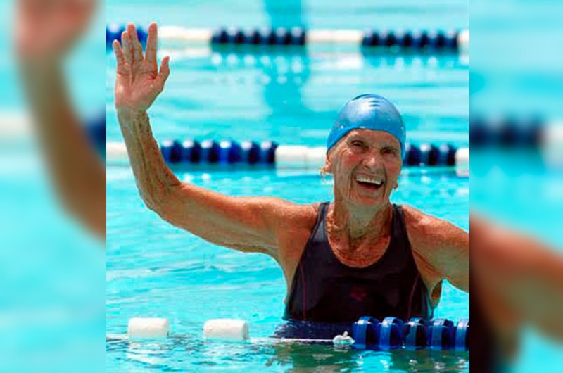 Única brasileira a ter seu nome no Swimming Hall of Fame, Maria Lenk nadou até os 92 anos na piscina do Flamengo - Divulgação/COB