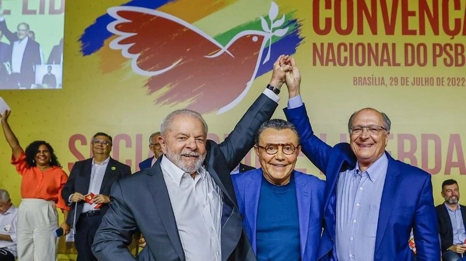 Marcelo Stuckert/Divulgação Lula e Alckmin em convenção do PSB