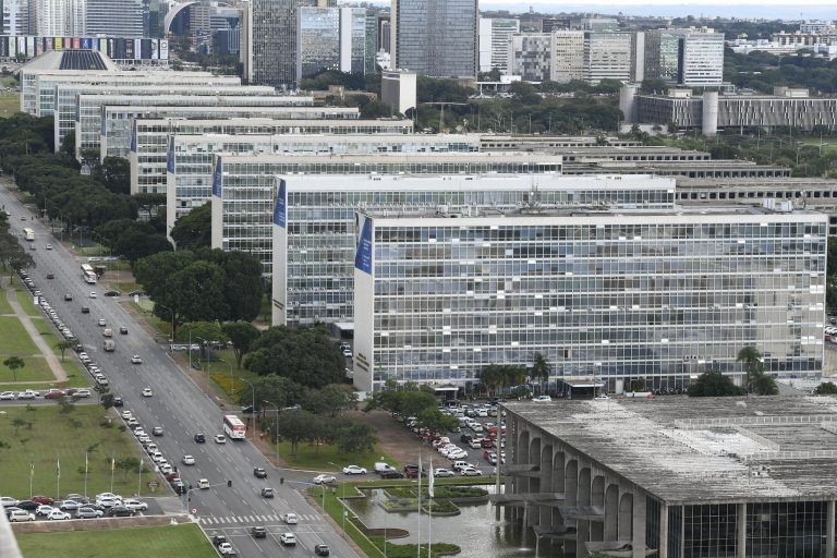 Esplanada dos Ministérios, em Brasília, onde trabalham milhares de servidores - (Foto: Edilson Rodrigues/Agência Senado)