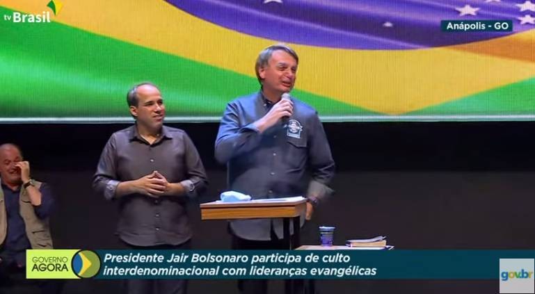 Bolsonaro participa de culto ecumênico em Anápolis (GO) - (Foto: Reprodução/TV Brasil)