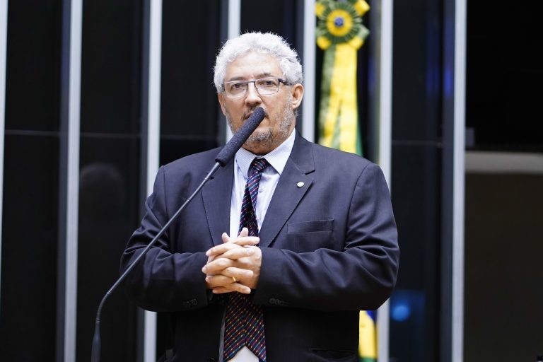 Subtenente Gonzaga, relator do projeto de lei - (Foto: Pablo Valadares/Câmara dos Deputados)