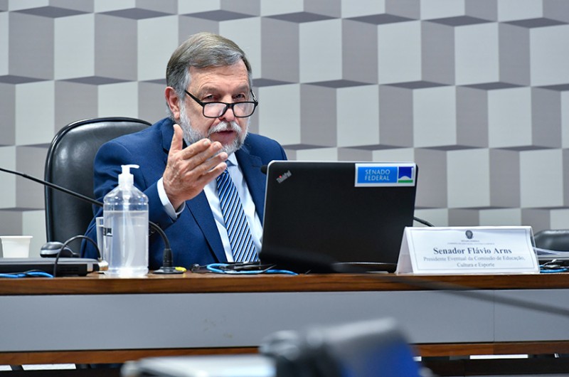 Flávio Arns é o presidente da Subcomissão Temporária para Acompanhamento da Educação na Pandemia - Waldemir Barreto/Agência Senado