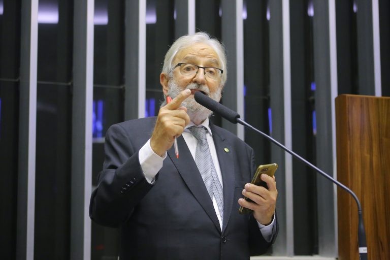Deputado Ivan Valente, autor do projeto de lei - (Foto: Paulo Sérgio/Câmara dos Deputados)