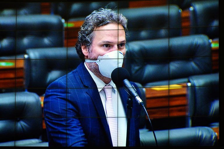 Fred Costa: medida contribui para a preservação - (Foto: Pablo Valadares/Câmara dos Deputados)