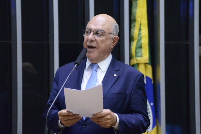O autor da proposta, deputado Arnaldo Jardim - (Foto: Wesley Amaral/Câmara dos Deputados)