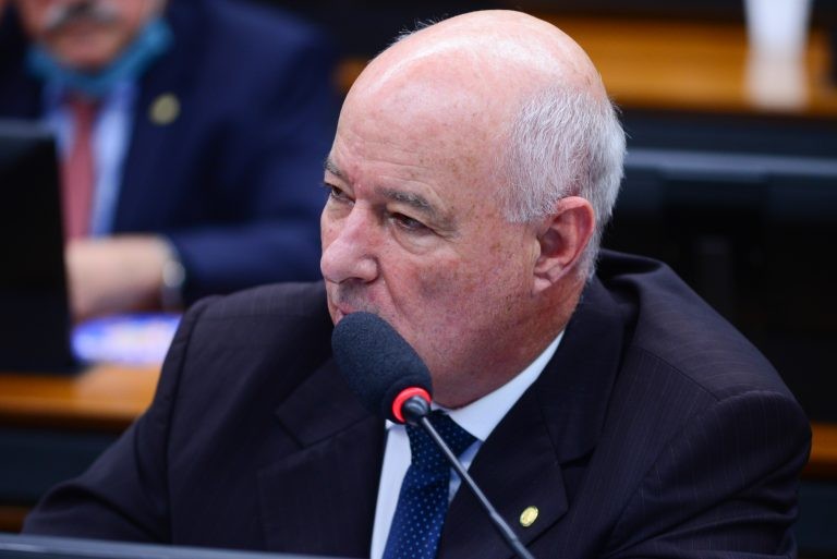 Herculano Passos pretende permitir maior competitividade ao setor - (Foto: Billy Boss/Câmara dos Deputados)