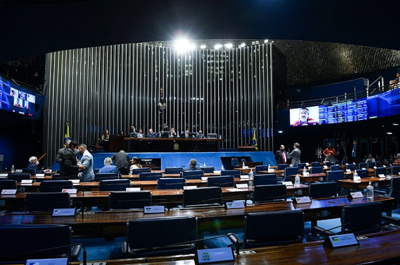 O projeto transforma cargos vagos de auxiliar e de técnico judiciário em cargos de analista judiciário - Roque de Sá/Agência Senado