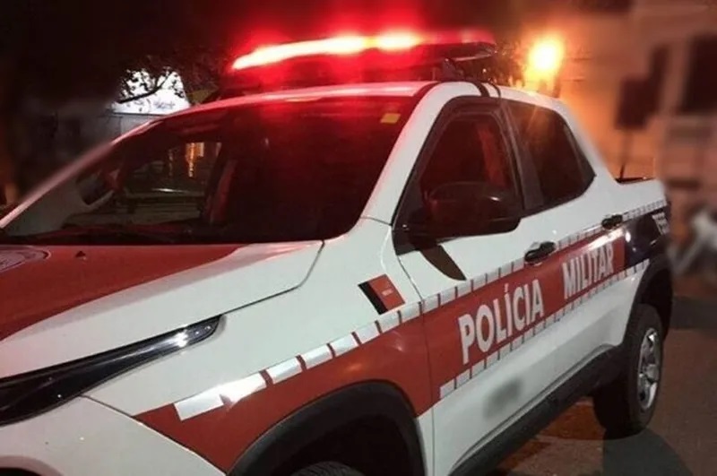 Panfletos em zona eleitoral no Complexo da Maré, no Rio de Janeiro, nas eleições de 2014 TÂNIA RÊGO/AGÊNCIA BRASIL - 5.10.2014