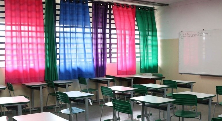 Escolas não oferecem estrutura adequada aos professores e alunos ROVENA ROSA/AGÊNCIA BRASIL