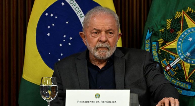 Lula em reunião com governadores e autoridades em Brasília MAURO PIMENTEL/AFP - 9.1.2023