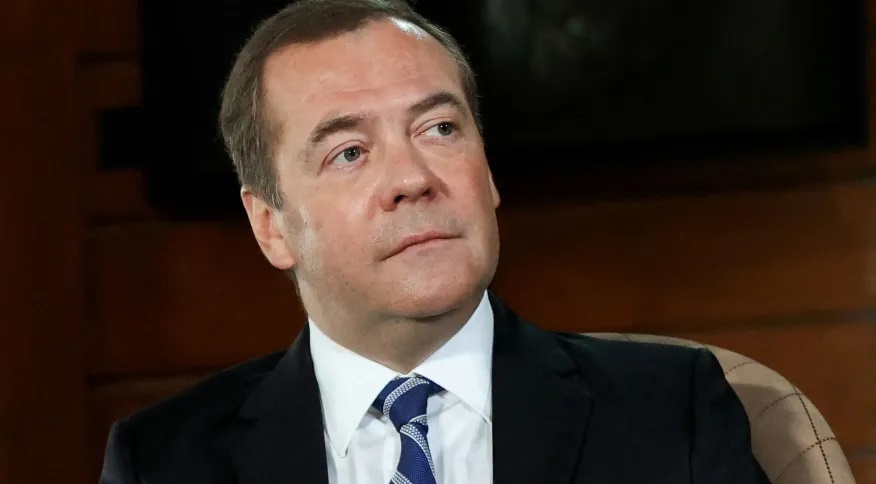 Dmitry Medvedev, vice-chefe do conselho consultivo de segurança de Putin 25/01/2022Sputnik/Yulia Zyryanova/Pool via REUTERS