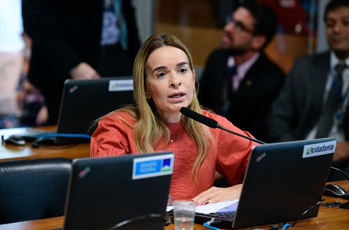 A senadora Daniella Ribeiro apresentou relatório favorável à matéria - Pedro França/Agência Senado