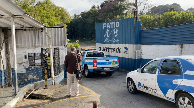 A megaoperação contou com a mobilização de 40 funcionários e cinco guinchos - (Foto: Arquivo pessoal)