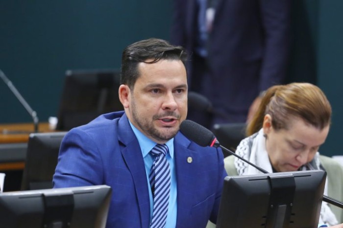 Capitão Alberto Neto: 