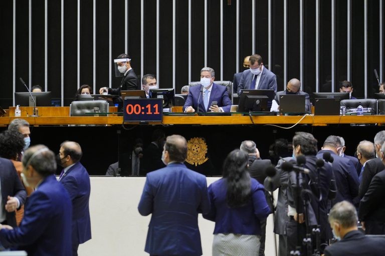 Plenário já aprovou 71 propostas em 2021 - (Foto: Pablo Valadares/Câmara dos Deputados)