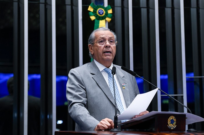Para Jayme Campos, o Brasil precisa trabalhar por um pacto federativo mais equilibrado e que priorize a solução dos principais desafios enfrentados pelos cidadãos - Jefferson Rudy/Agência Senado