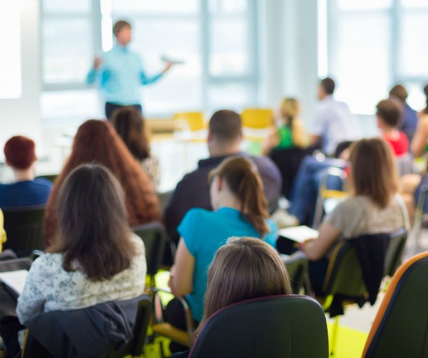 Programa de Monitoria está com as inscrições abertas para alunos que desejam ingressar na universidade - (Foto: Mundo Vestibular)