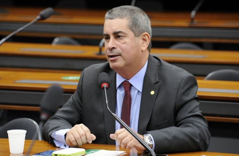 Coronel Tadeu se diz arrependido do ato - (Foto: Gustavo Sales/Câmara dos Deputados)