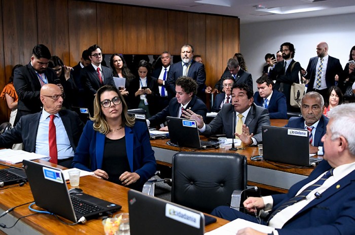 Leila Barros relatou o projeto - Geraldo Magela/Agência Senado