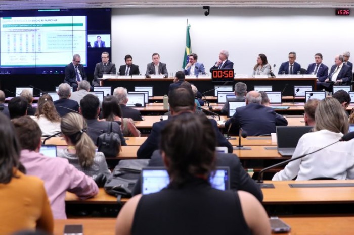 Deputados do grupo de trabalho reunidos na Câmara - (Foto: Bruno Spada/Câmara dos Deputados)