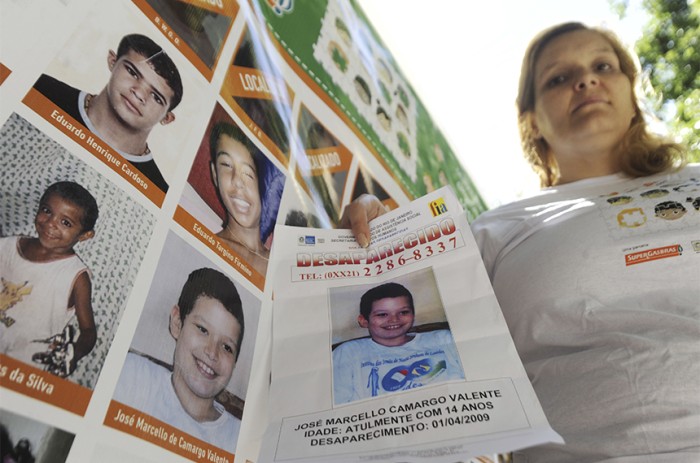 A lei obriga a inclusão imediata de informações nos dois principais cadastros de pessoas desaparecidas - Tânia Rêgo/ABr