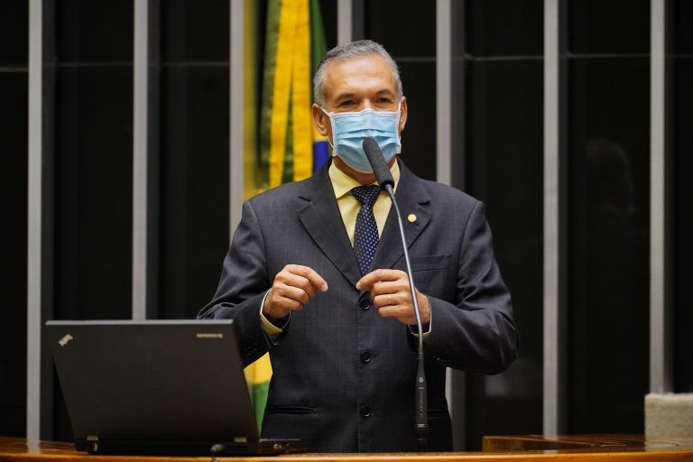 Zé Silva: potencial para geração de emprego e renda - (Foto: Pablo Valadares/Câmara dos Deputados)