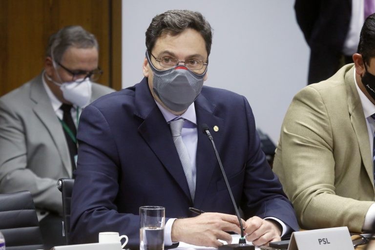 Bragança: mudanças atendem às necessidades de formação dos engenheiros militares - (Foto: Luis Macedo/Câmara dos Deputados)