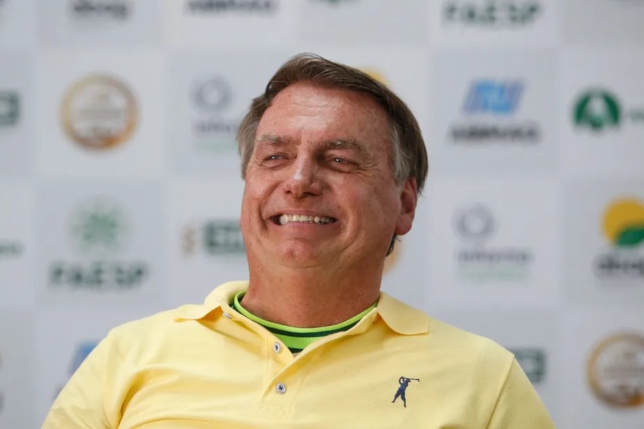 Bolsonaro fraudou cartão de vacinação, segundo operação da PF AFP