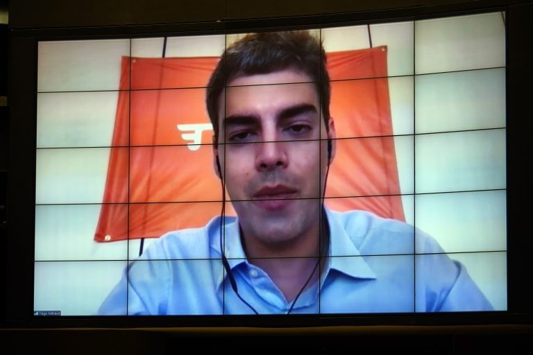 Tiago Mitraud quer adequar exames a padrões internacionais - (Foto: Pablo Valadares/Câmara dos Deputados)