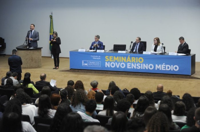 Resultados do seminário serão enviados ao Ministério da Educação - (Foto: Renato Araujo/Câmara dos Deputados)