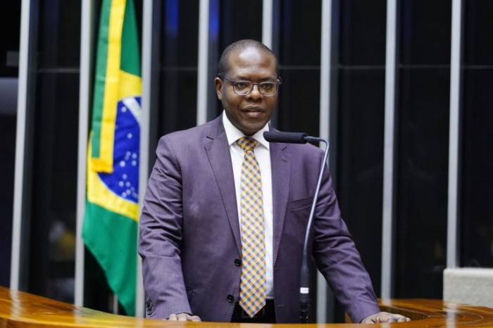 Ministro apresentará programas da pasta para este ano - (Foto: Pablo Valadares / Câmara dos Deputados)