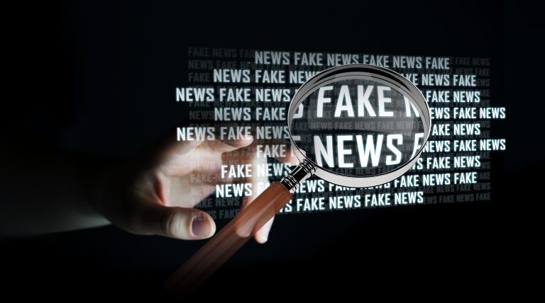 Debatedores vão avaliar medidas de combate a fake news (notícias falsas) - (Foto: Depositphotos)