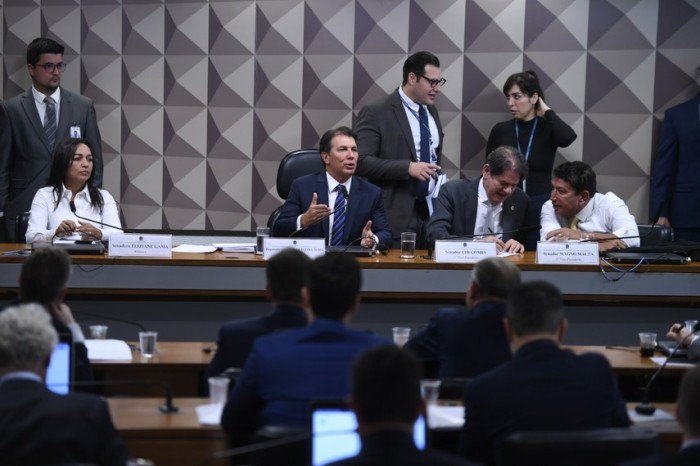 Eliziane Gama é a relatora, o deputado Arthur Maia é o presidente, Cid Gomes é o vice e Magno Malta é o segundo vice-presidente da CMPI que investigará os ataques aos Poderes da República