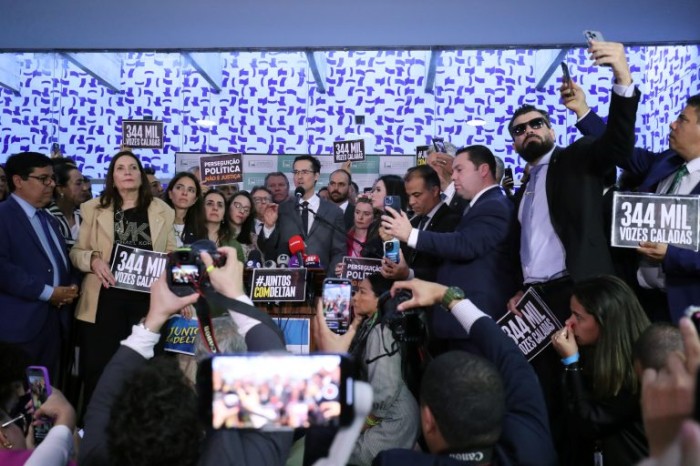 Coletiva à imprensa e ato de apoio a Dallagnol no Salão Verde da Câmara - (Foto: Bruno Spada/Câmara dos Deputados)