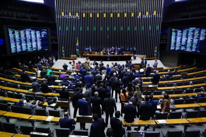 Lula vetou trechos incluídos na MP pela Câmara dos Deputados que alteravam a Lei da Mata Atlântica - (Foto: Agência Câmara)