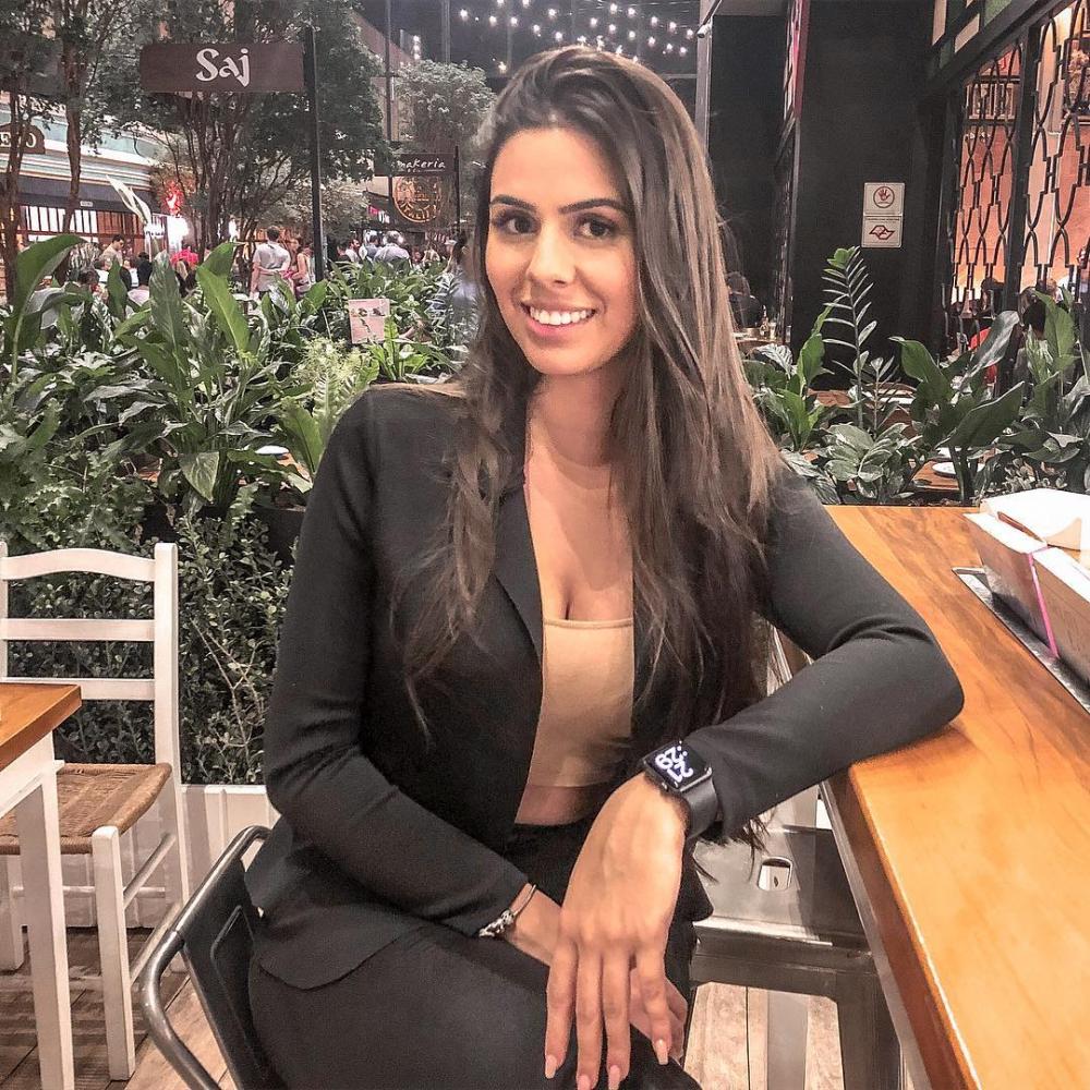 Secretária Jaqueline Drudi