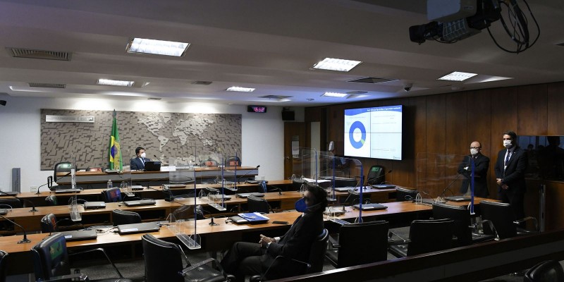 © Roque de Sá/Agência Senado