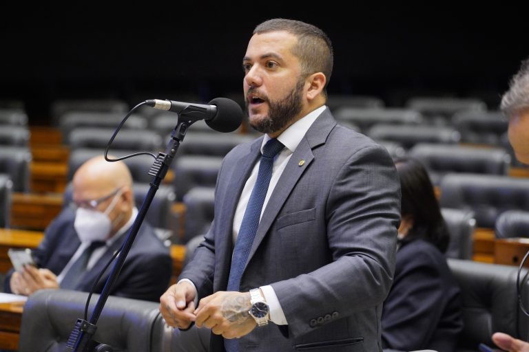 O relator da subcomissão, deputado Carlos Jordy - (Foto: Pablo Valadares/Câmara dos Deputados)