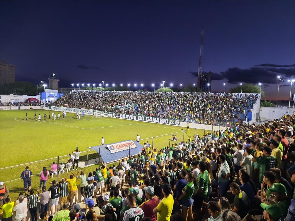 ESTÁDIO JOSÉ CAVALCANTI PATOS - PB FOTOS: VITRINE PATOS