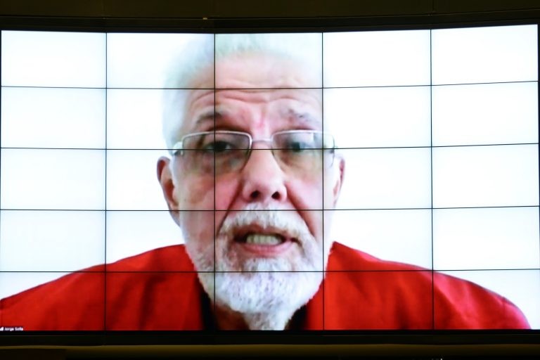 Solla: é necessário dar aos gestores do SUS os meios para melhorar a eficiência do sistema - (Foto: Cleia Viana/Câmara dos Deputados)