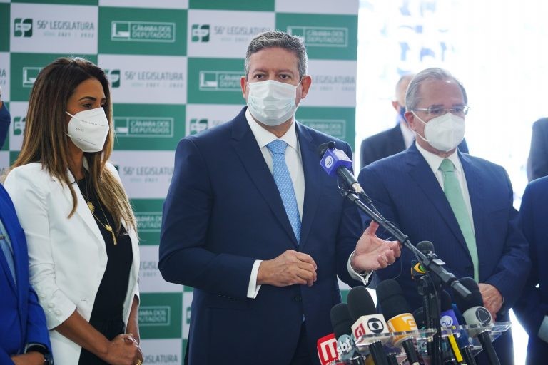 Lira: reformas vão ajudar Brasil a superar a crise econômica - (Foto: Pablo Valadares/Câmara dos Deputados)