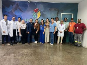 Equipe da PB Saúde que veio definir ampliação dos serviços da hemodinâmica com profissionais do Hospital de Patos